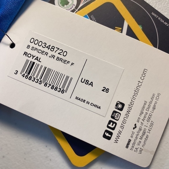 NEW with tags in box Arena youth swim suit brief size 26 - Picture 3 of 6
